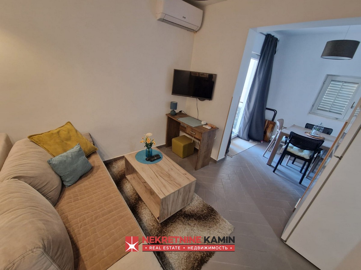 Na prodaju jednosoban stan 28m2 u naselju Babin Do, Budva